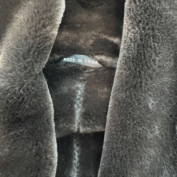 Marvin Richards Faux Suede Chocolate Brown Coat Size M Faux Fur Trim & Lining M - Picture 16 of 16